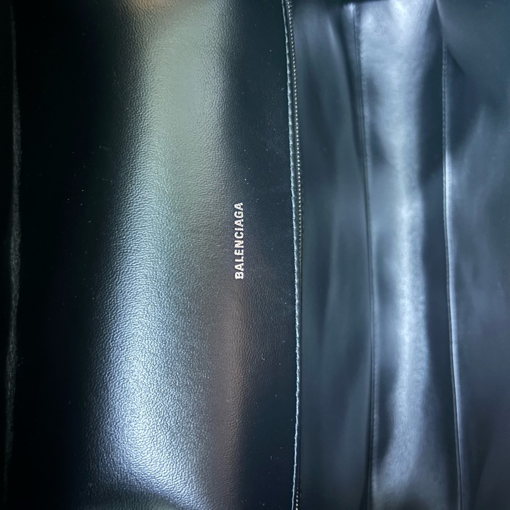 Balenciaga Touch quilted leather shoulder bag - Picture 9 of 9